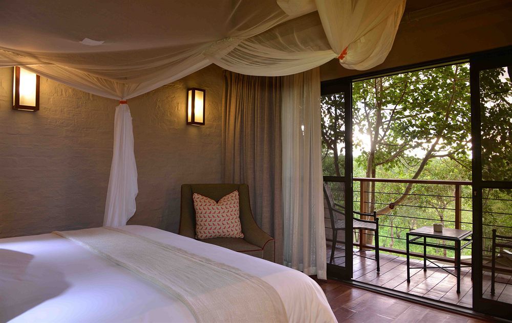 Victoria Falls Safari Suites Extérieur photo